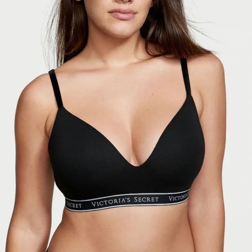 Victoria's Secret Black Logo V-Neck Wireless T-Shirt Lined Bra. Size 36C